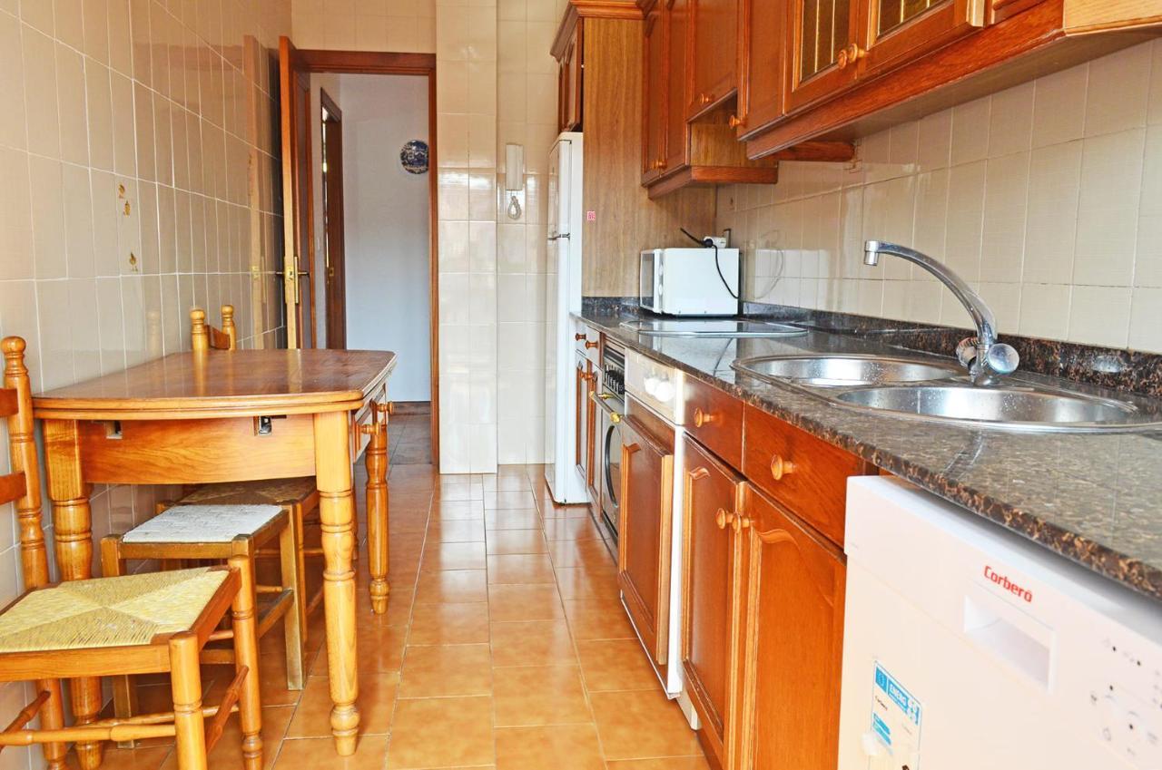 Apartamento El Corro: Con Parking En Pleno Centro De Comillas Ngoại thất bức ảnh