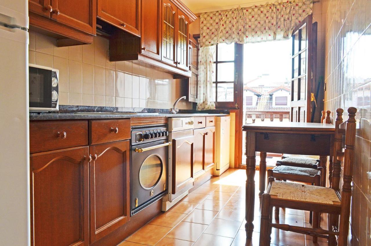 Apartamento El Corro: Con Parking En Pleno Centro De Comillas Ngoại thất bức ảnh