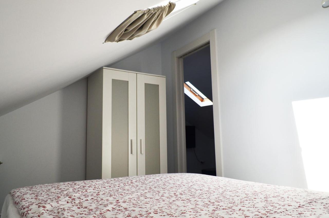 Apartamento El Corro: Con Parking En Pleno Centro De Comillas Ngoại thất bức ảnh